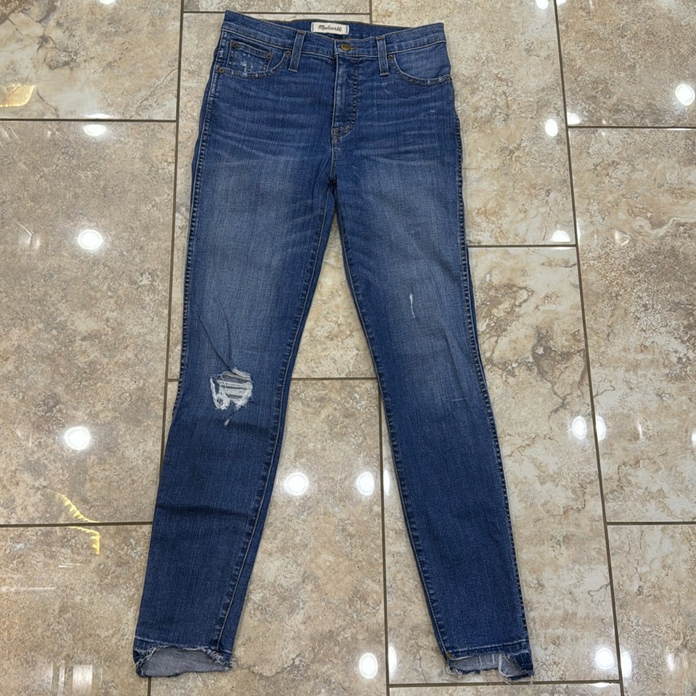 Madewell High Rise distressed skinny jeans Size 26